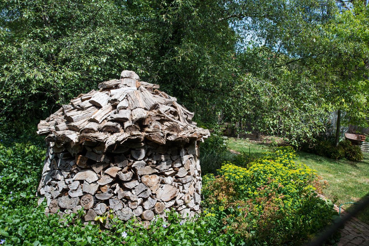 Hollyhock Bed & Breakfast Macedon Exterior photo